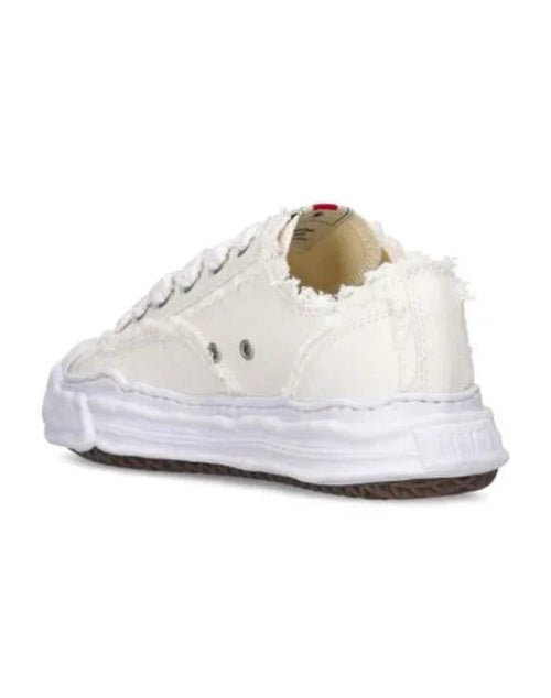 Low Topé Sneaker - Velnoir™